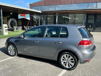 Volkswagen Golf 1.6 TDI Match DSG Euro 5 5dr