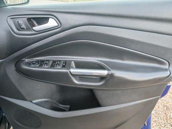 Ford Kuga TITANIUM TDCI