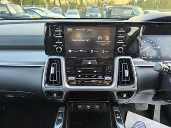 Kia Sorento 2 1.6 Petrol Plug-in Hybrid 2022(72) T-GDi 13.8kWh AWD Euro 6 (s