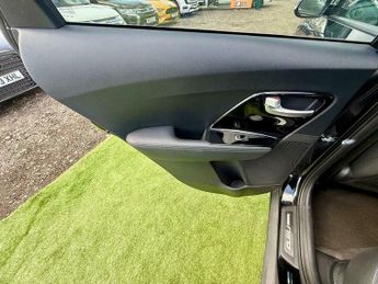 Kia Niro 1.6 GDi 8.9kWh 3 DCT Euro 6 (s/s) 5dr