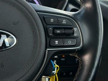 Kia Niro 1.6 GDi 8.9kWh 3 DCT Euro 6 (s/s) 5dr