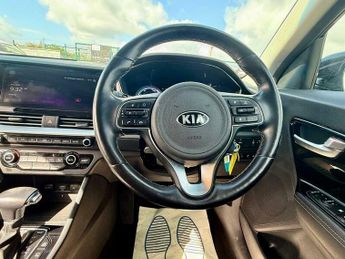 Kia Niro 1.6 GDi 8.9kWh 3 DCT Euro 6 (s/s) 5dr