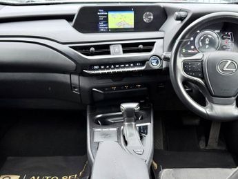 Lexus UX 250H