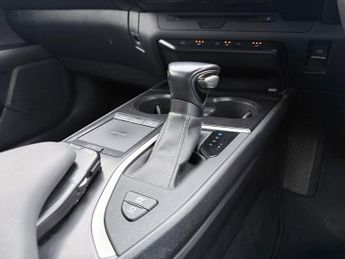 Lexus UX 250H