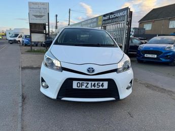 Toyota Yaris 1.5 VVT-h T4 Hatchback 5dr Petrol Hybrid CVT Euro 5 (101 ps)