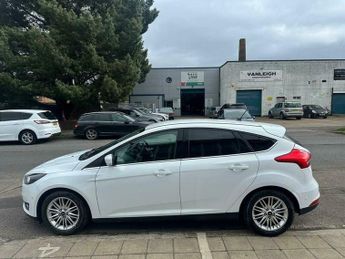 Ford Focus 1.0T EcoBoost Zetec Edition Euro 6 (s/s) 5dr