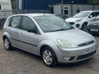 Ford Fiesta 1.6 Ghia 5dr