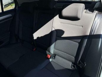 Volkswagen Golf 1.6 TDI BlueMotion Tech Match Edition Hatchback 5dr Diesel DSG E