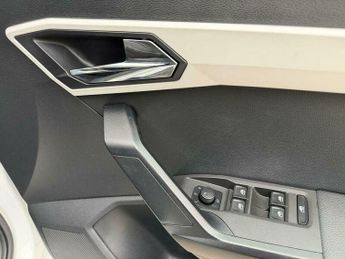 SEAT Arona 1.0 TSI XCELLENCE Lux DSG Euro 6 (s/s) 5dr