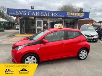 Toyota AYGO 1.0 VVT-i x-play Hatchback 5dr Petrol Manual Euro 6 (68 ps)