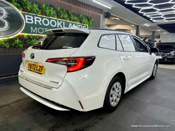 Toyota Corolla COMMERCIAL [HEATED SEATS & REVERSE CAMERA]