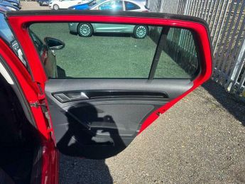 Volkswagen Golf 2.0 TDI BlueMotion Tech GT DSG Euro 6 (s/s) 5dr