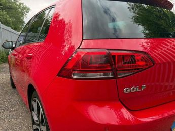 Volkswagen Golf 2.0 TDI BlueMotion Tech GT DSG Euro 6 (s/s) 5dr