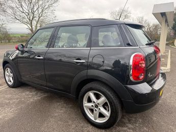 MINI Countryman ONE