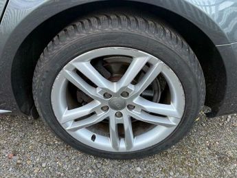 Audi A4 2.0 TDI S line Multitronic Euro 5 (s/s) 4dr