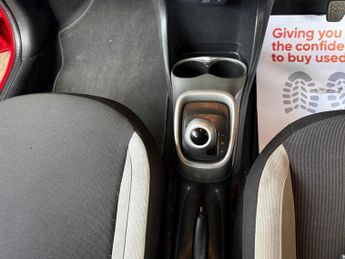 Toyota AYGO VVT-I X-PLAY X-SHIFT