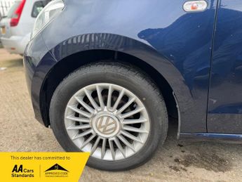 Volkswagen Up 