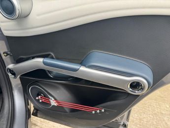 BYD Atto 3 60.48kWh Design SUV 5dr Electric Auto (204 ps)