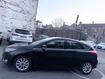 Ford Focus TITANIUM Auto Petrol 74k Miles Fresh MOT Serviced