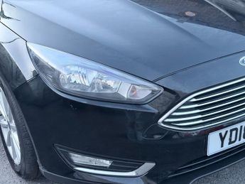 Ford Focus TITANIUM Auto Petrol 74k Miles Fresh MOT Serviced