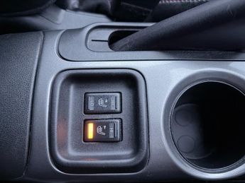 Nissan Juke TEKNA Auto Petrol Only 44k Miles Fresh MOT Full History 1 Owner