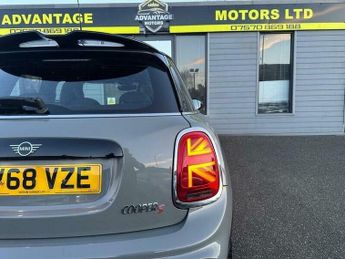 MINI Hatch 2.0 Cooper S Hatchback 5dr Petrol Steptronic Euro 6 (s/s) (192 p