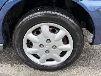 Honda Civic 1.6i LS Limited Edition 5dr (Sun Roof) 116BHP