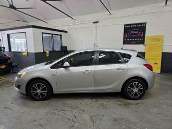 Vauxhall Astra 1.4 16v Exclusiv Euro 5 5dr