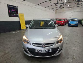 Vauxhall Astra 1.4 16v Exclusiv Euro 5 5dr