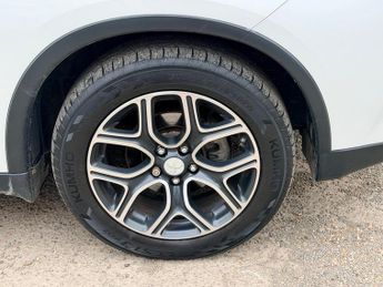 Mitsubishi Outlander DI-D GX 4