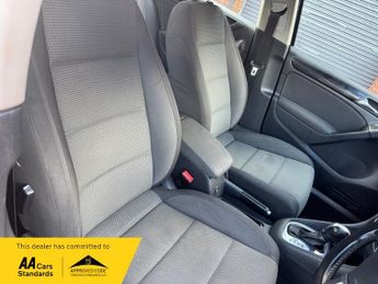 Volkswagen Golf 1.6 TDI Match DSG Euro 5 5dr