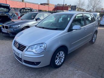 Volkswagen Polo S (75BHP)