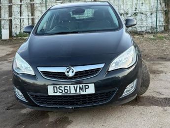 Vauxhall Astra 1.6 16v SE Hatchback 5dr Petrol Manual Euro 5 (115 ps)