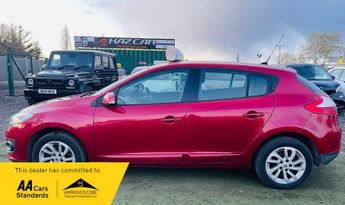 Renault Megane 1.6 VVT Dynamique TomTom Hatchback 5dr Petrol Manual Euro 5 (110