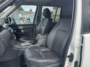 Land Rover Discovery 3.0 SD V6 Graphite SUV 5dr Diesel Auto 4WD Euro 6 (s/s) (256 bhp