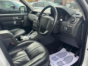 Land Rover Discovery 3.0 SD V6 Graphite SUV 5dr Diesel Auto 4WD Euro 6 (s/s) (256 bhp