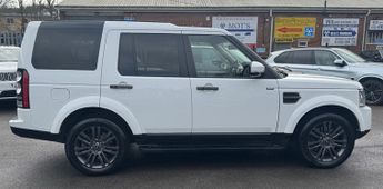 Land Rover Discovery 3.0 SD V6 Graphite SUV 5dr Diesel Auto 4WD Euro 6 (s/s) (256 bhp