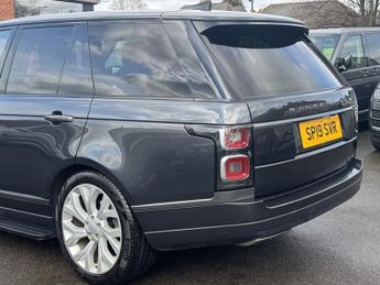 Land Rover Range Rover 3.0 SD V6 Vogue SE SUV 5dr Diesel Auto 4WD Euro 6 (s/s) (275 ps)