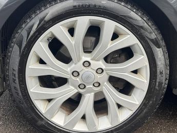 Land Rover Range Rover 3.0 SD V6 Vogue SE SUV 5dr Diesel Auto 4WD Euro 6 (s/s) (275 ps)