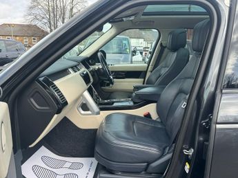 Land Rover Range Rover 3.0 SD V6 Vogue SE SUV 5dr Diesel Auto 4WD Euro 6 (s/s) (275 ps)
