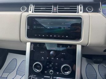 Land Rover Range Rover 3.0 SD V6 Vogue SE SUV 5dr Diesel Auto 4WD Euro 6 (s/s) (275 ps)