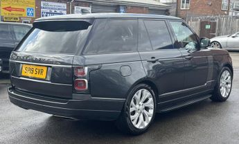 Land Rover Range Rover 3.0 SD V6 Vogue SE SUV 5dr Diesel Auto 4WD Euro 6 (s/s) (275 ps)