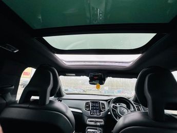 Volvo XC90 D5 POWERPULSE R-DESIGN AWD