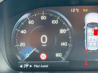 Volvo XC90 D5 POWERPULSE R-DESIGN AWD