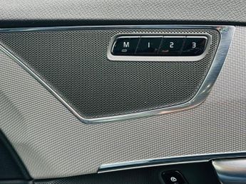 Volvo XC90 D5 POWERPULSE R-DESIGN AWD