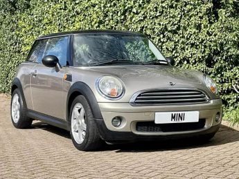 MINI Hatch COOPER