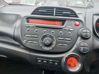 Honda Jazz I-VTEC ES PLUS