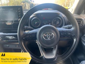 Toyota Yaris ICON (1 OWNER-FSH)