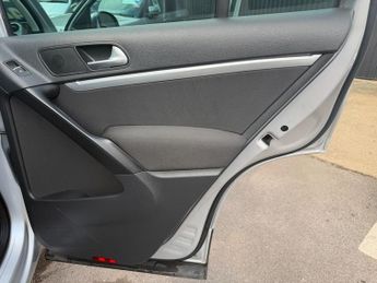 Volkswagen Tiguan MATCH TDI BLUEMOTION TECH 4MOTION DSG - AUTO, FULL SERVICE HISTO