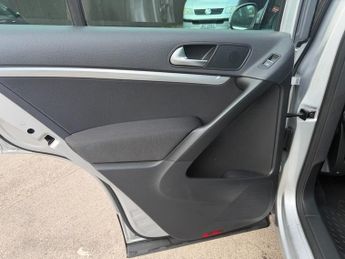 Volkswagen Tiguan MATCH TDI BLUEMOTION TECH 4MOTION DSG - AUTO, FULL SERVICE HISTO